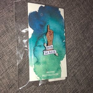 Louis Tomlinson Just Hold On Pin